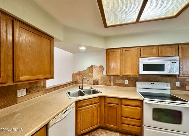 4014 E CORTEZ Street, Phoenix, AZ 85028