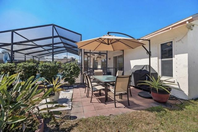 7135 QUEEN PALM CIRCLE, Sarasota, FL 34243