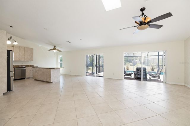 7135 QUEEN PALM CIRCLE, Sarasota, FL 34243