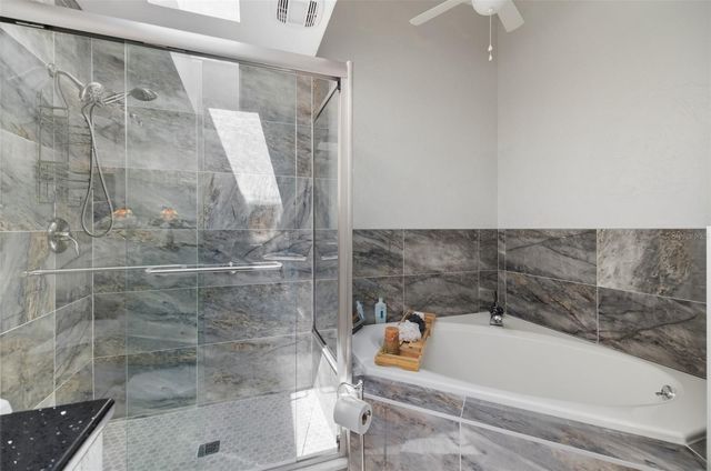 7135 QUEEN PALM CIRCLE, Sarasota, FL 34243