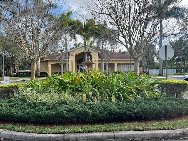 5845 Gypsum Place, West Palm Beach, FL 33413