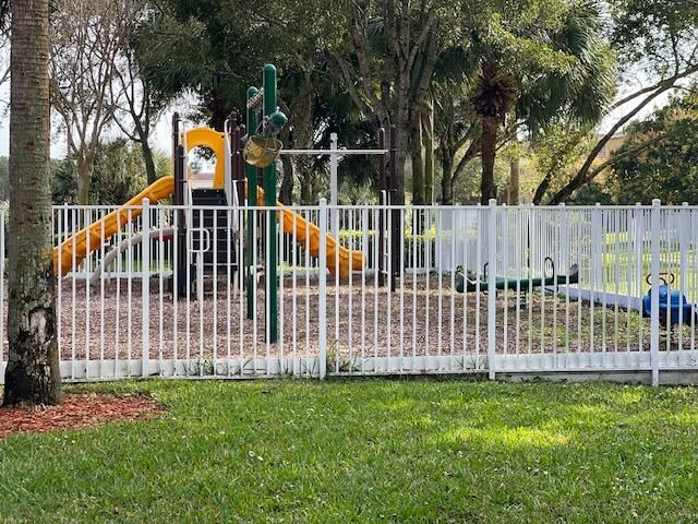 5845 Gypsum Place, West Palm Beach, FL 33413