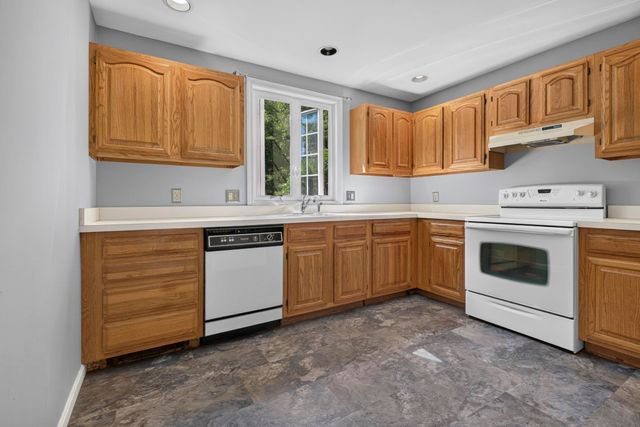1465 Hooksett Rd Unit 365, Hooksett, NH 03106