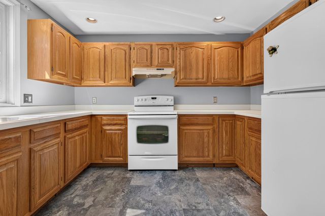 1465 Hooksett Rd Unit 365, Hooksett, NH 03106