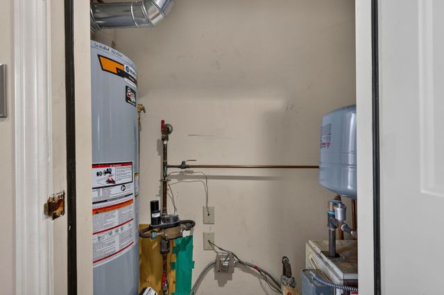 1465 Hooksett Rd Unit 365, Hooksett, NH 03106