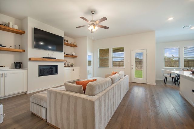3102 Moccasin Lane, Aubrey, TX 76227