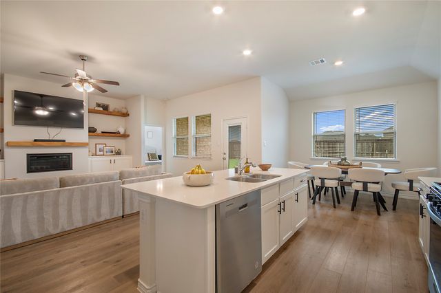 3102 Moccasin Lane, Aubrey, TX 76227