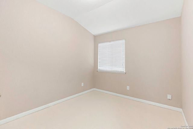 1021 Lauren St, New Braunfels, TX 78130