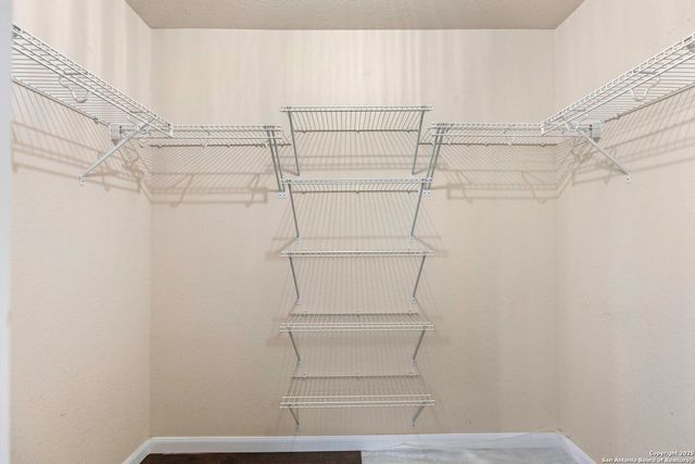 1021 Lauren St, New Braunfels, TX 78130