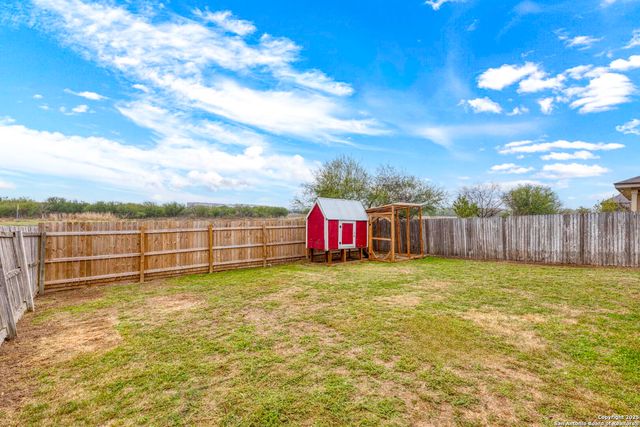 1021 Lauren St, New Braunfels, TX 78130