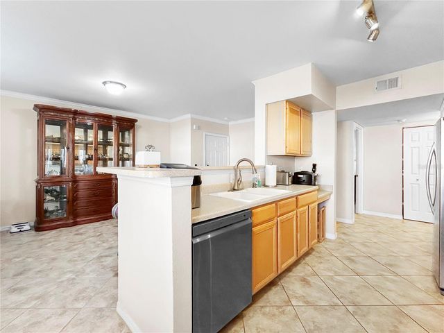 1025 VILLAGIO CIRCLE 101, Sarasota, FL 34237