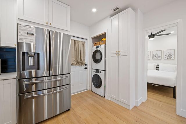 739 NE 17th Road, Fort Lauderdale, FL 33304