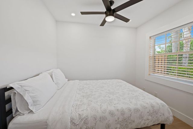 739 NE 17th Road, Fort Lauderdale, FL 33304