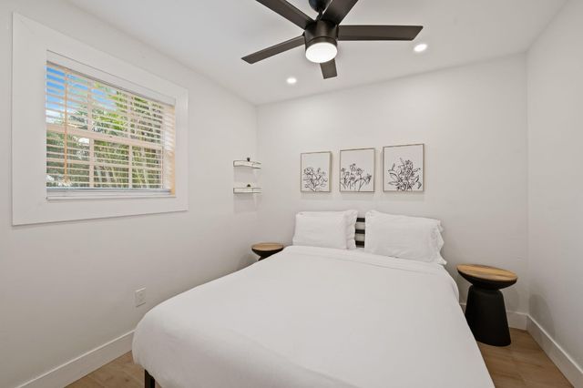 739 NE 17th Road, Fort Lauderdale, FL 33304