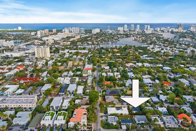 739 NE 17th Road, Fort Lauderdale, FL 33304