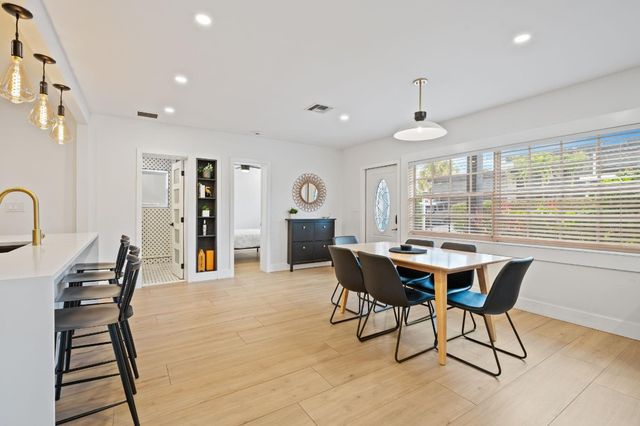 739 NE 17th Road, Fort Lauderdale, FL 33304