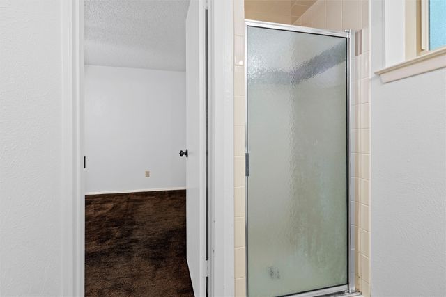 801 Meadowlark Drive, Mansfield, TX 76063