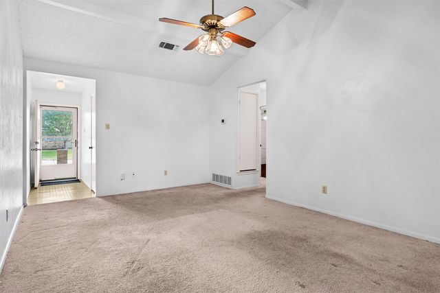 801 Meadowlark Drive, Mansfield, TX 76063