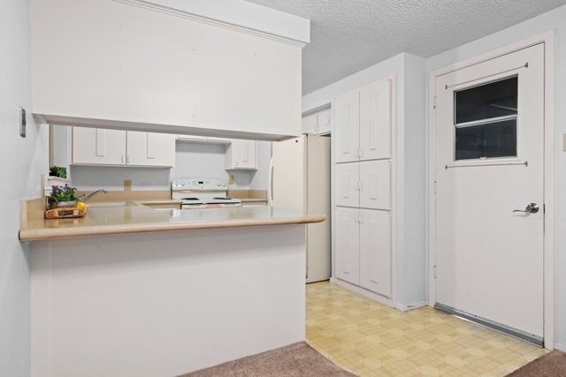 801 Meadowlark Drive, Mansfield, TX 76063