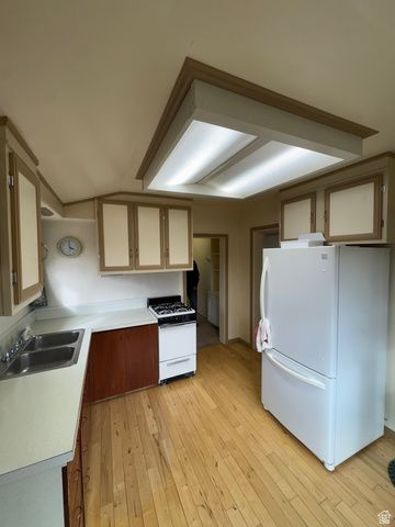 692 S 300 W, Mt Pleasant, UT 84647