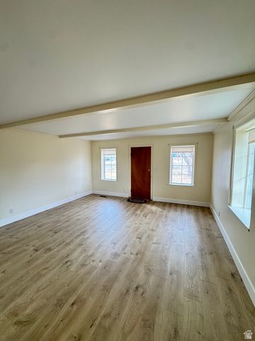 692 S 300 W, Mt Pleasant, UT 84647