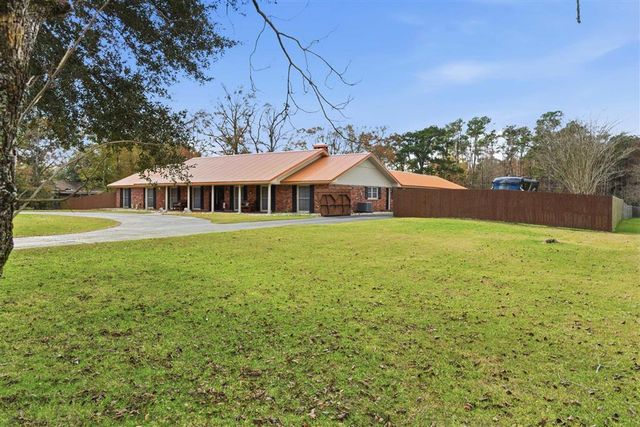 1015 S Texas Street, Deridder, LA 70634