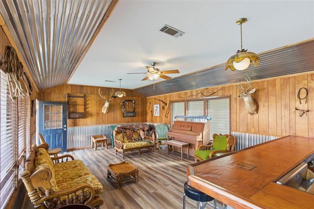 1015 S Texas Street, Deridder, LA 70634