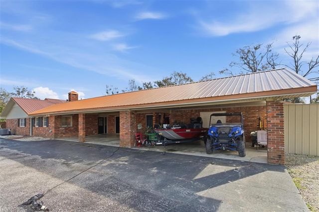 1015 S Texas Street, Deridder, LA 70634