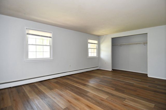 14716 DUNBAR LN, Woodbridge, VA 22193