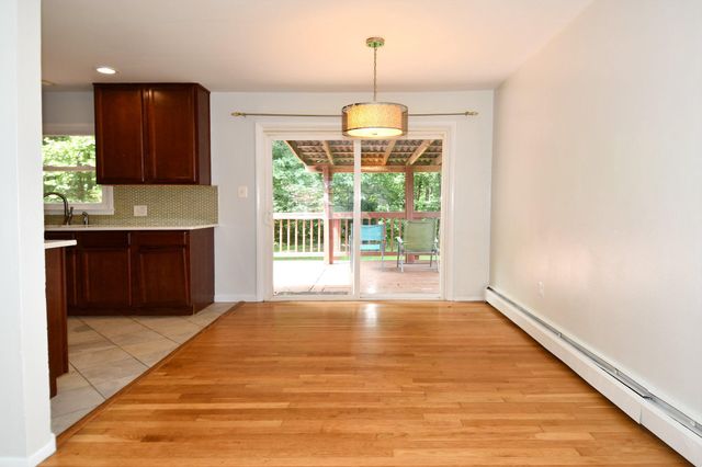 14716 DUNBAR LN, Woodbridge, VA 22193