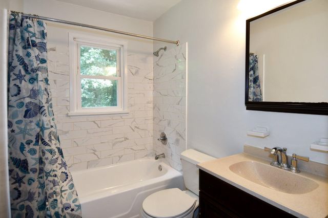 14716 DUNBAR LN, Woodbridge, VA 22193