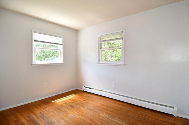 14716 DUNBAR LN, Woodbridge, VA 22193