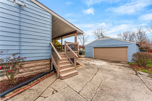 1123 W 6th Street, Lorain, OH 44052