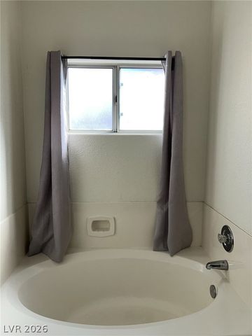 7450 South Eastern Avenue 1018, Las Vegas, NV 89123