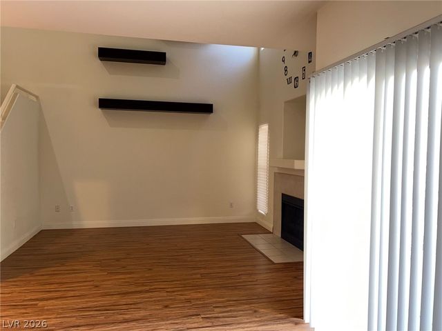 7450 South Eastern Avenue 1018, Las Vegas, NV 89123