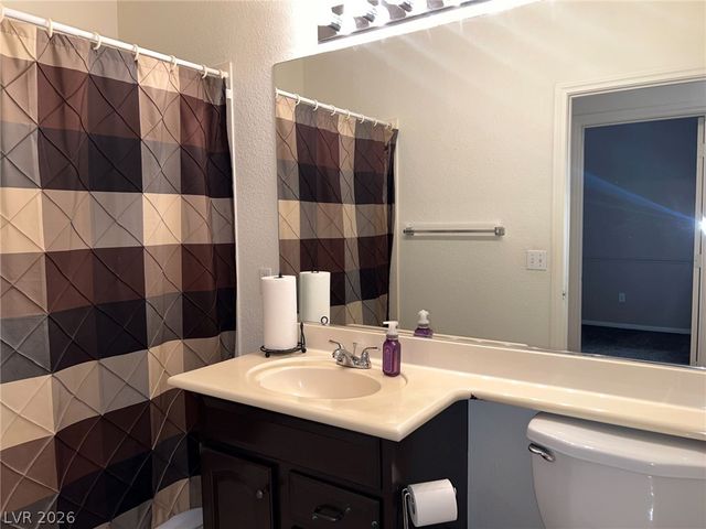 7450 South Eastern Avenue 1018, Las Vegas, NV 89123