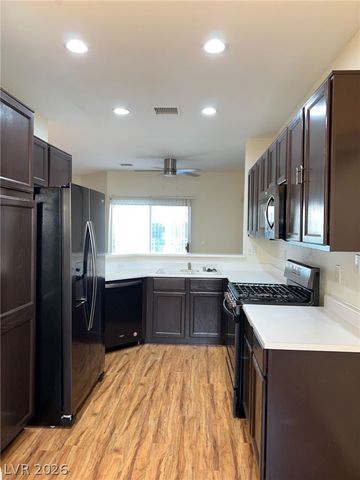 7450 South Eastern Avenue 1018, Las Vegas, NV 89123