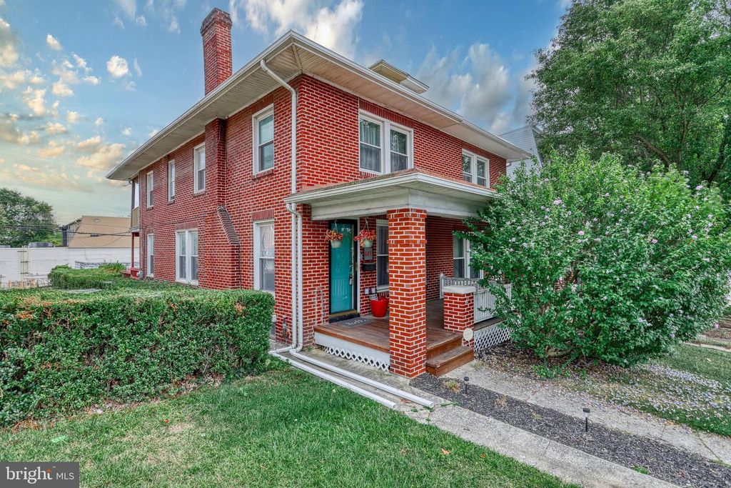 623 N GEORGE ST, York, PA 17404