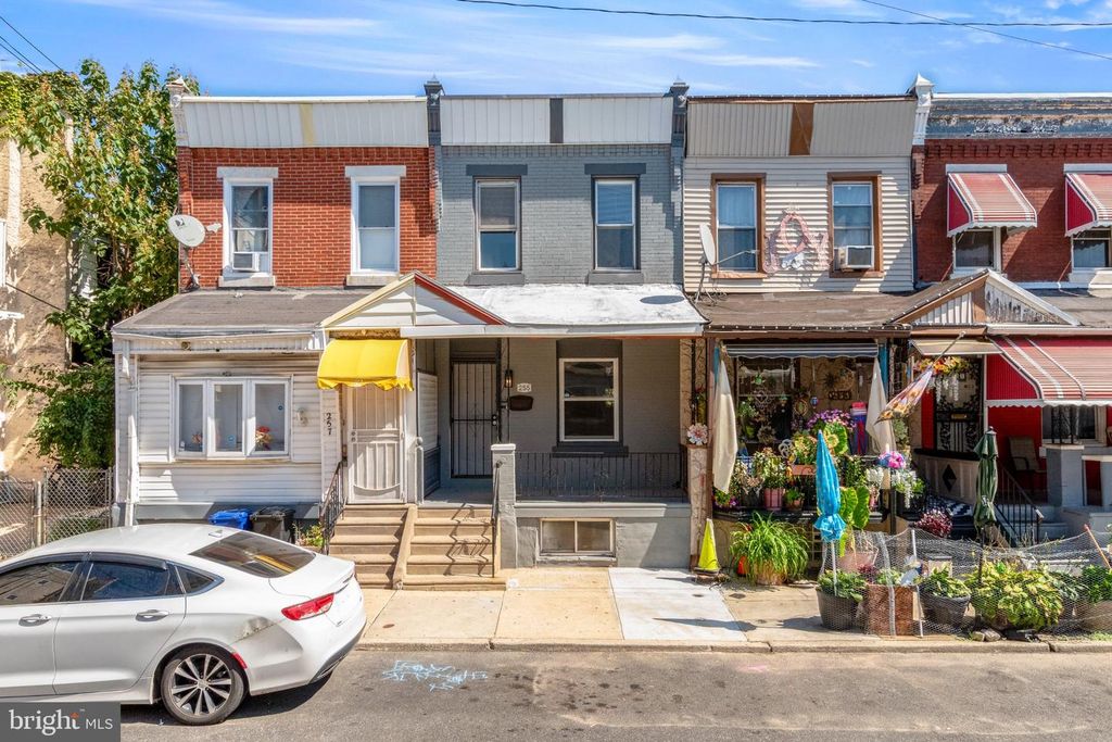 255 N HOBART ST, PHILADELPHIA, PA 19139 — exterior