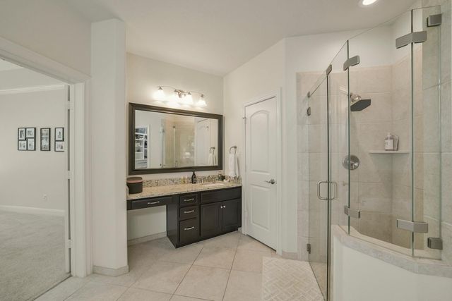 6 S Wheatleigh Drive, Tomball, TX 77375