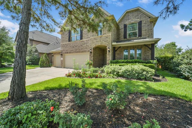 6 S Wheatleigh Drive, Tomball, TX 77375