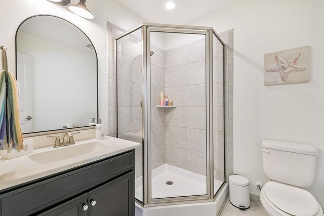 6 S Wheatleigh Drive, Tomball, TX 77375