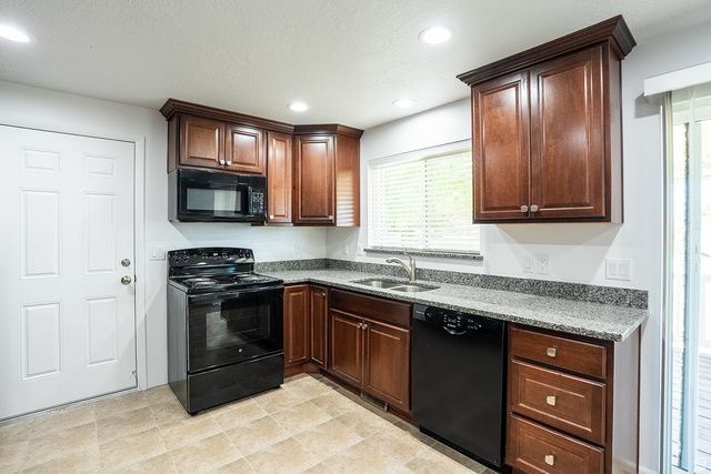 1414 E 275 N, Layton, UT 84040