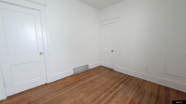 1944 S 11 Street, Omaha, NE 68108