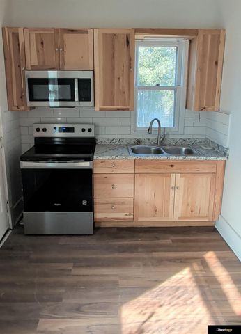 1944 S 11 Street, Omaha, NE 68108