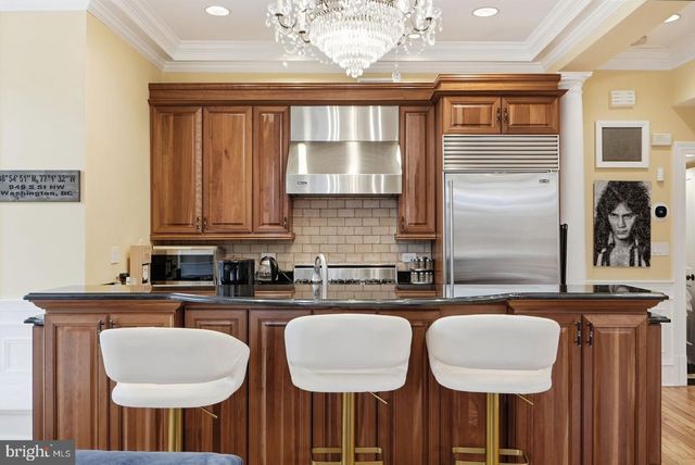 949 S ST NW, Washington, DC 20001