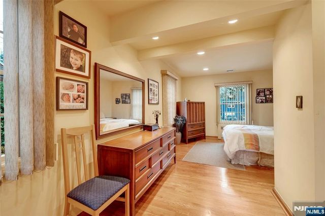 460 Maple Avenue, Twp Of Washington, NJ 07676