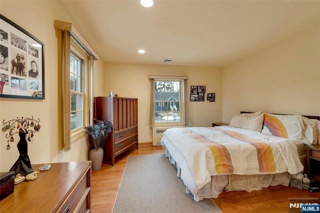 460 Maple Avenue, Twp Of Washington, NJ 07676