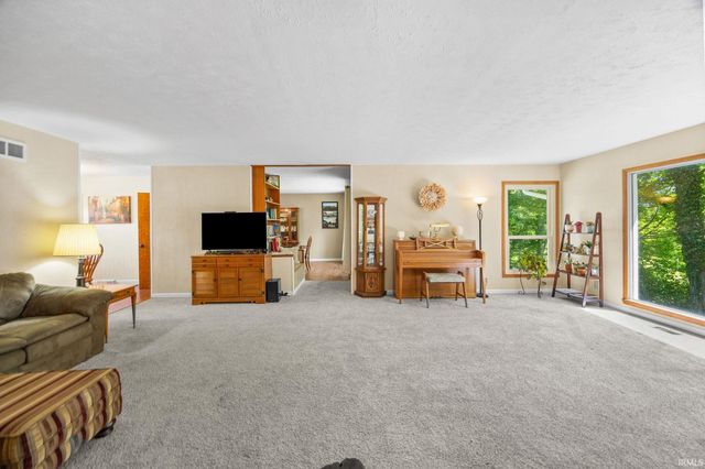 4473 S River Road, West Lafayette, IN 47906
