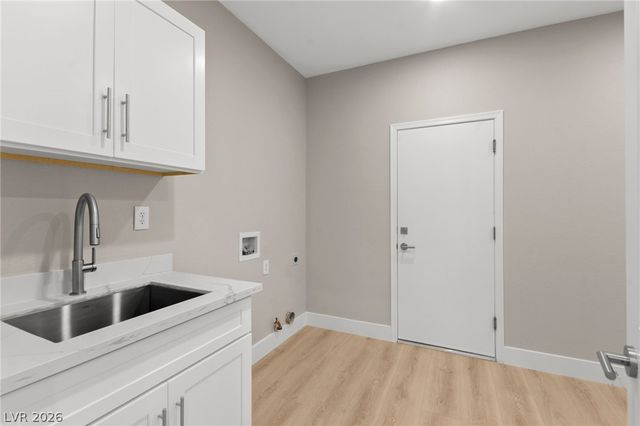 2100 Burtonsville Drive, Henderson, NV 89044